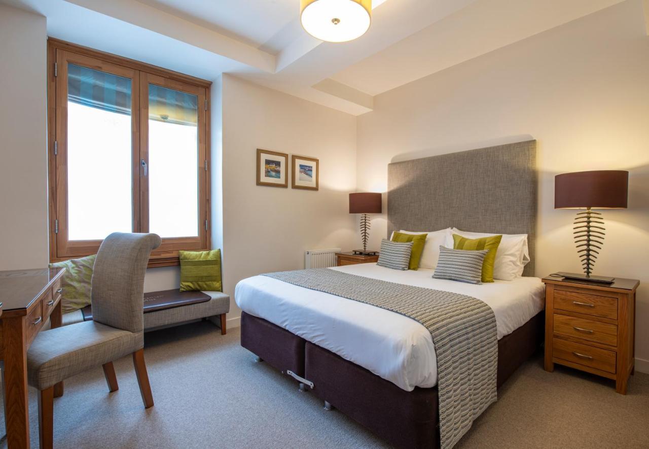 Inverness City Suites Ngoại thất bức ảnh