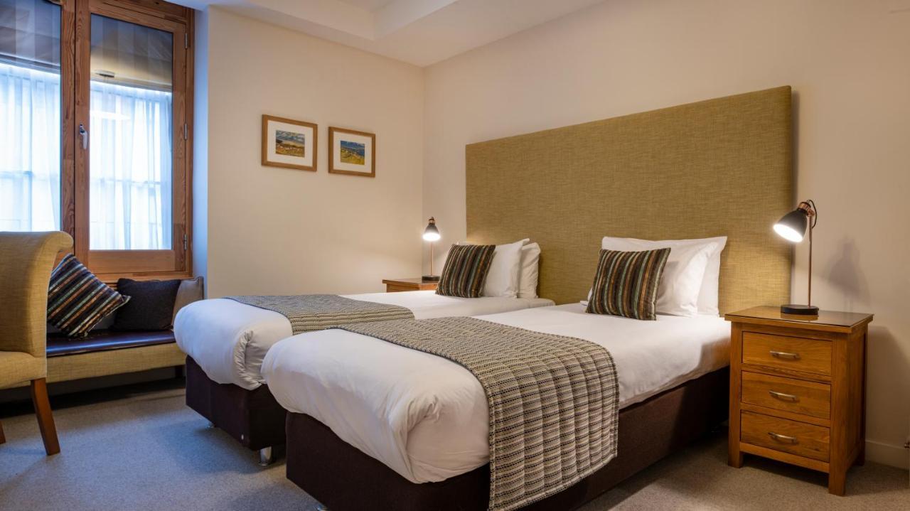 Inverness City Suites Ngoại thất bức ảnh