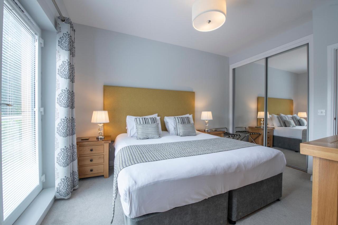 Inverness City Suites Ngoại thất bức ảnh