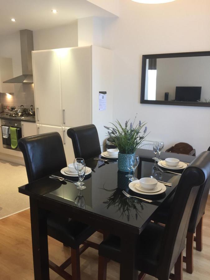 Inverness City Suites Ngoại thất bức ảnh